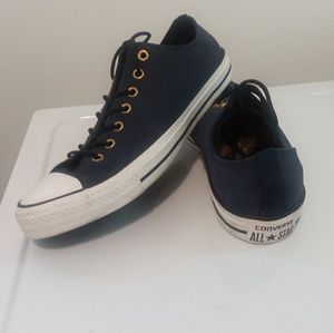 NAVY BLUE LEATHER CONVERSE ALL STAR LO TOP, 11.5